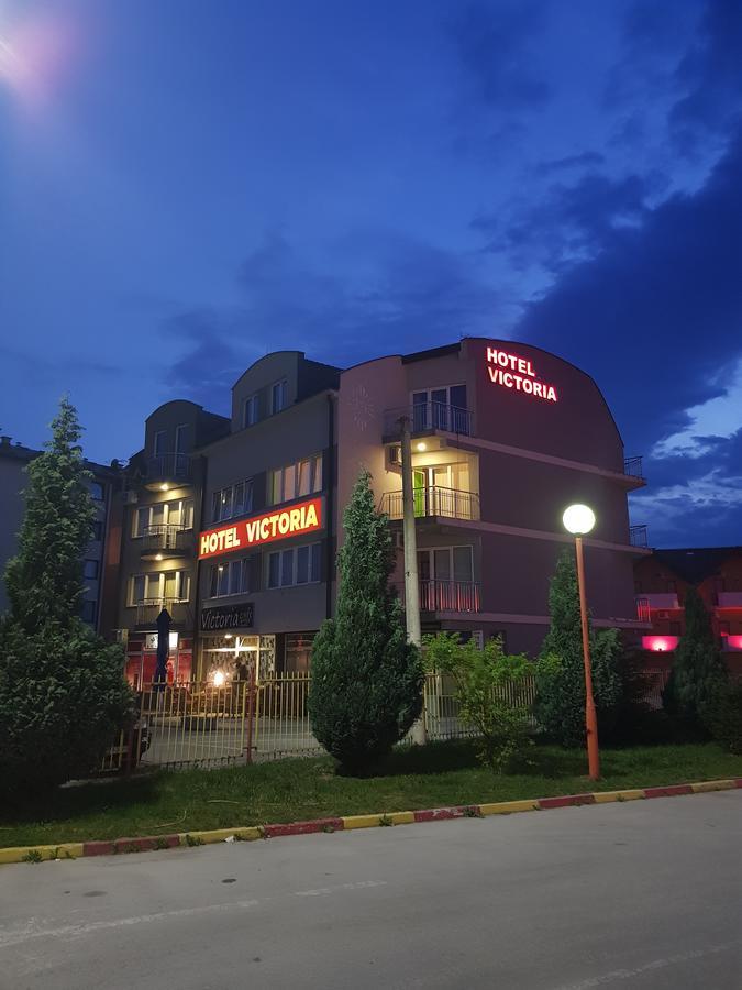 Hotel Victoria Lukavica Exteriér fotografie